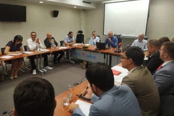 Kad opozicija pukne od jedinstva 