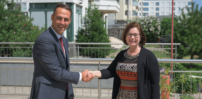 Američka ambasadorka posjetila kompaniju Coca-Cola HBC Crna Gora Američka ambasadorka posjetila kompaniju Coca-Cola HBC Crna Gora