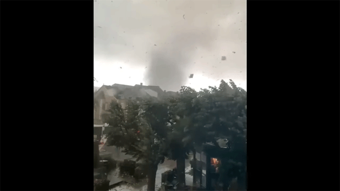 (VIDEO) U tornadu u Luksemburgu 19 povrijeđenih (VIDEO) U tornadu u Luksemburgu 19 povrijeđenih