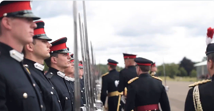 Niketić: Svakom oficiru potrebe vojnika moraju biti na prvom mjestu Niketić: Svakom oficiru potrebe vojnika moraju biti na prvom mjestu