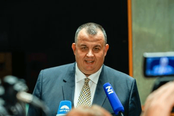 Novaković: Gradi se azil za nezbrinute i odbačene životinje na Kufinu Novaković: Gradi se azil za nezbrinute i odbačene životinje na Kufinu