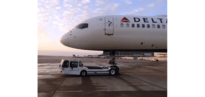 Tivat dobija električni push-back tegljač, Podgorica vozilo za odleđivanje aviona Elektricni pushback kakav uskoro dobija Aerodrom Tivat