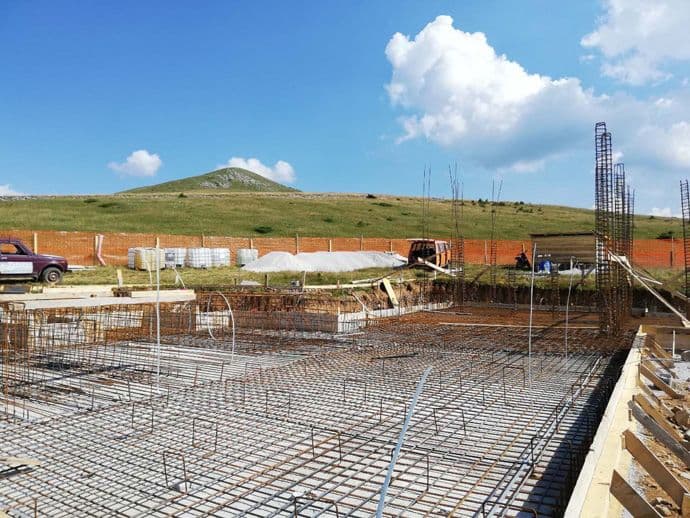 Počela izgradnja infrastrukture za napajanje ski kompleksa Cmiljača i Žarski Počela izgradnja infrastrukture za napajanje ski kompleksa Cmiljača i Žarski