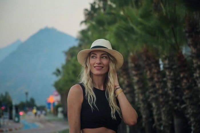 Najljepše ljubavne pjesme u akustičnom ruhu Najljepše ljubavne pjesme u akustičnom ruhu