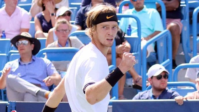 Šok u Sinsinatiju, ispao Federer Šok u Sinsinatiju, ispao Federer