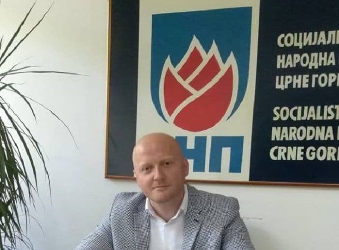 SNP: Nejasnoće u vezi sa zapošljavanjem penzionera ne postoje SNP: Nejasnoće u vezi sa zapošljavanjem penzionera ne postoje