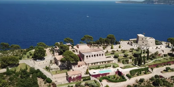 Otkriveni pikantni detalji milionske svadbe Nadala i Marije Otkriveni pikantni detalji milionske svadbe Nadala i Marije