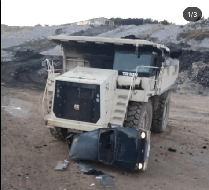 Sudar dampera i automobila Rudnika uglja, nema povrijeđenih Foto: PV Informer