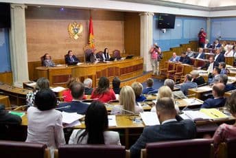 Predlog rezolucije SDP-a o očuvanju Aerodroma nije uvršten u dnevni red Ilustracija