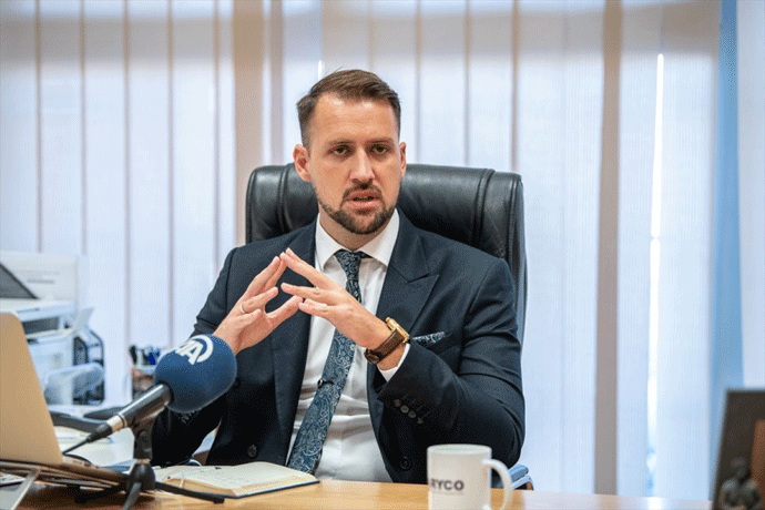 Velika etnička distanca među mladima Anadolija