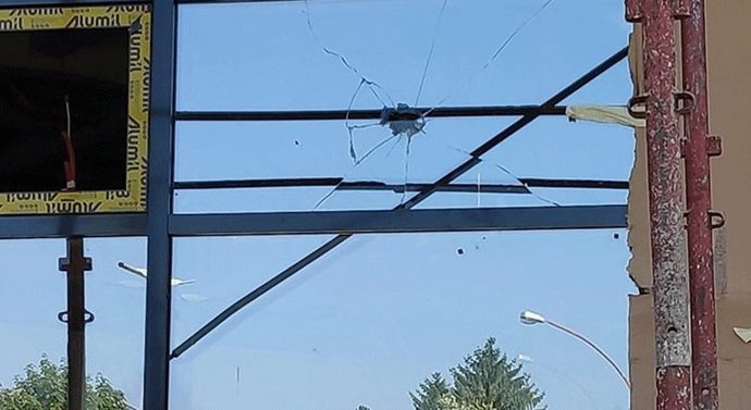 Maloljetnjik polomio staklo budućeg fitnes centra Onogošt