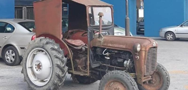 Traktorom na tenk: Prizivanje aveti prošlosti Traktorom na tenk: Prizivanje aveti prošlosti