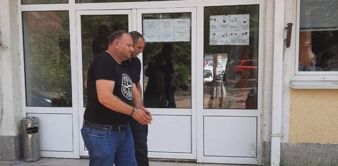 Ivanović tvrdi da bereta i magnum nijesu njegovi Foto: standard.co.me