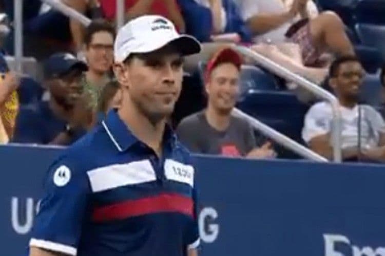 Američki teniser kažnjen zbog "pucanja" na sudije Američki teniser kažnjen zbog "pucanja" na sudije