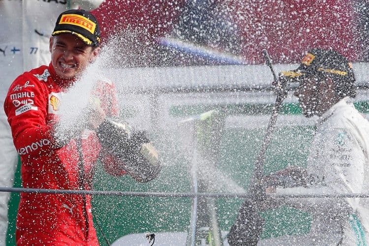 Ferari slavio kod kuće nakon devet godina Foto: Tanjug/AP