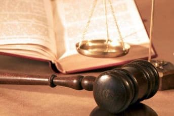 Zaposlenima u administraciji pravosuđa naredne plate veće za 102 eura, a od januara za 125