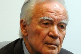 RADONJIĆ: Cijepanja zastave odraz stanja u društvu RADONJIĆ: Cijepanja zastave odraz stanja u društvu