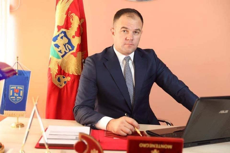 Liderstvo Đukanovića neophodno partiji Liderstvo Đukanovića neophodno partiji