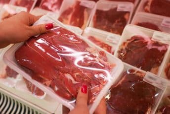 Zabranjen uvoz zbog afričke kuge svinja Zabranjen uvoz zbog afričke kuge svinja