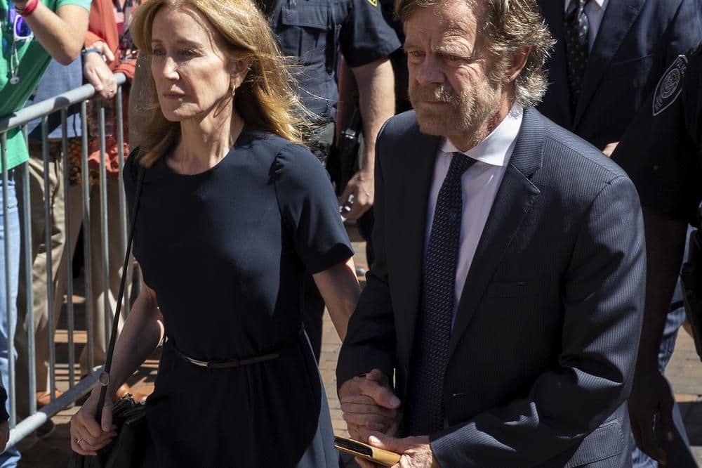 Očajna domaćica Felisiti Hafman osuđena na zatvor Očajna domaćica Felisiti Hafman osuđena na zatvor