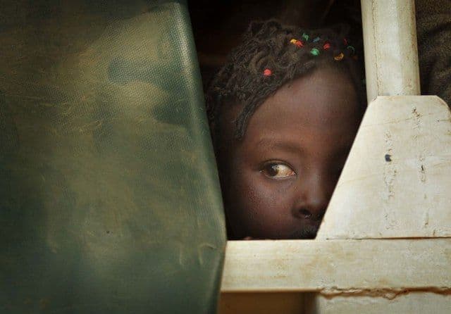 "Prljava si": Devojčica se ubila zbog menstruacije, njena smrt izazvala proteste "Prljava si": Devojčica se ubila zbog menstruacije, njena smrt izazvala proteste