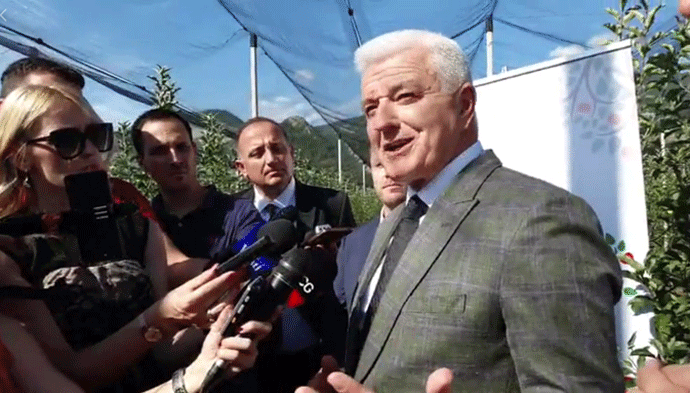 Marković: Neka Han brine o standardima u njegovoj zemlji, mi radimo u interesu građana Marković: Neka Han brine o standardima u njegovoj zemlji, mi radimo u interesu građana