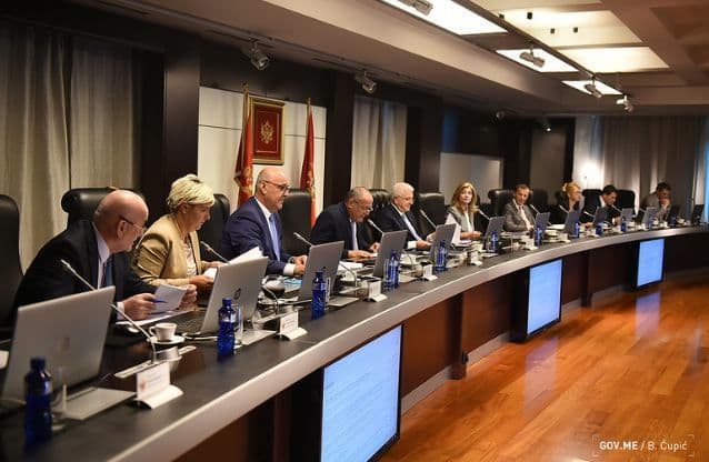 Vlada izmijenila Zakon o tajnosti podataka, prihvatila zahtjeve NVO Vlada izmijenila Zakon o tajnosti podataka, prihvatila zahtjeve NVO