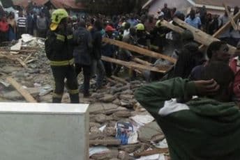 Urušila se učionica, sedam učenika poginulo, 57 povrijeđeno Urušila se učionica, sedam učenika poginulo, 57 povrijeđeno