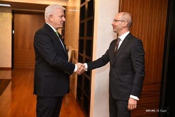 Prilike za investicije u energetiku i poljoprivredu Prilike za investicije u energetiku i poljoprivredu