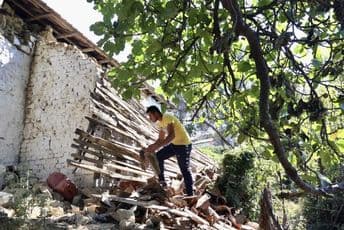 Šta kažu stručnjaci: Zašto se "tresu" Albanija i BiH i za koga je veća opasnost Šta kažu stručnjaci: Zašto se "tresu" Albanija i BiH i za koga je veća opasnost