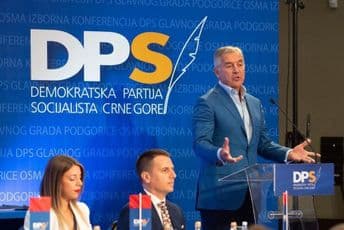 DPS Glavnog grada jednoglasno: Đukanovića za predsjednika partije DPS Glavnog grada jednoglasno: Đukanovića za predsjednika partije