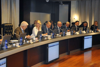 Savjet za konkurentnost razmotrio Predlog zakona o radu Savjet za konkurentnost razmotrio Predlog zakona o radu