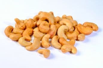 Samo četiri indijska oraha dnevno učiniće pravo čudo za vase tijelo i zdavlje Samo četiri indijska oraha dnevno učiniće pravo čudo za vase tijelo i zdavlje