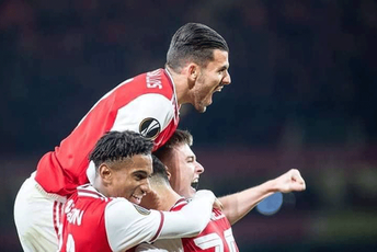 Arsenal i PSV ubjedljivi Arsenal i PSV ubjedljivi