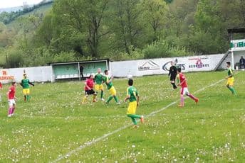 Podgorici trijumf za zelenim stolom Podgorici trijumf za zelenim stolom