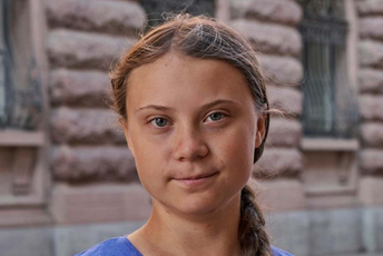 Greta Tunberg stigla brodom u Lisabon: Ne potcjenjujte snagu djece Greta Tunberg stigla brodom u Lisabon: Ne potcjenjujte snagu djece