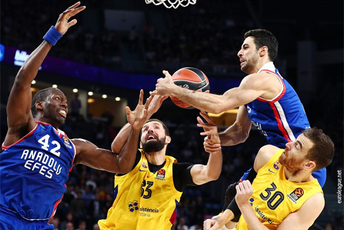 Mirotić pokorio Istanbul, Baskonija bolja od Žalgirisa Foto: EPA/ SEDAT SUNA