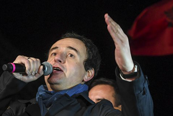 Kurti: Počinjemo da radimo na stvaranju nove vlade Foto: EPA/Georgi Licovski