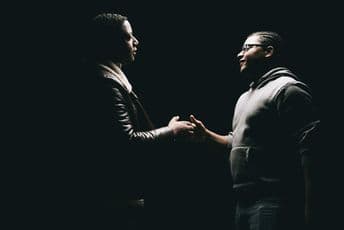 Jednostavan pogled na duh vremena “U slobodnom letu” Jednostavan pogled na duh vremena “U slobodnom letu”