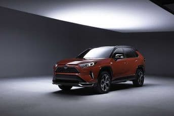 Toyota RAV4 dobija plug-in hibridnu verziju https://www.motor1.com