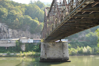 Mladić u Zvorniku skočio u rijeku da bi izbjegao alkotestiranje Ilustracija: Srna