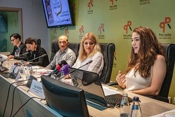 Polovina srednjoškolaca vjeruje da je transrodnost mentalni poremećaj Polovina srednjoškolaca vjeruje da je transrodnost mentalni poremećaj