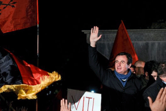 Kurti: Pitanje demarkacije riješiti bez gubitnika Kurti: Pitanje demarkacije riješiti bez gubitnika