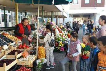 U Nikšiću obilježen Svjetski dan seoskih žena i Dan pješačenja U Nikšiću obilježen Svjetski dan seoskih žena i Dan pješačenja