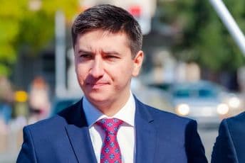 Smijenjen sam nedemokratski bez prava da se pozdravim s kolegama Smijenjen sam nedemokratski bez prava da se pozdravim s kolegama