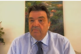 Knežević: Predajem se ako Katnić dokaže da je u notesu jedna jedina rečenica napisana mojom rukom Knežević: Predajem se ako Katnić dokaže da je u notesu jedna jedina rečenica napisana mojom rukom