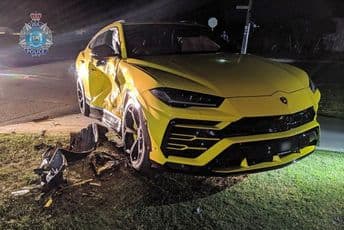 Tinejdžer ukrao automobil, pa se "zakucao" u Lamburdžini Tinejdžer ukrao automobil, pa se "zakucao" u Lamburdžini
