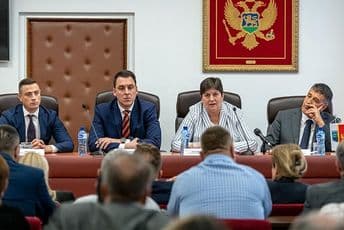 Park prirode "Rijeka Zeta" imaće svoju službu zaštite Park prirode "Rijeka Zeta" imaće svoju službu zaštite