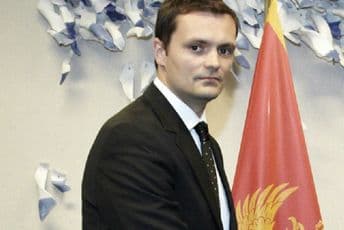 Ivan Leković najozbiljniji kandidat za ambasadora u Belgiji Ivan Leković najozbiljniji kandidat za ambasadora u Belgiji