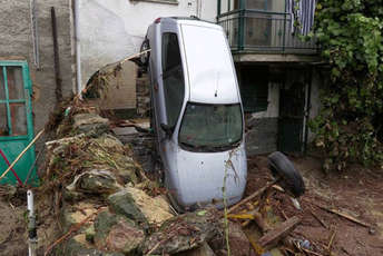 Snažno nevrijeme pogodilo sjever Italije Snažno nevrijeme pogodilo sjever Italije